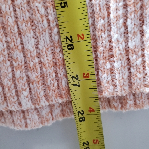 Urban Outfitters BDG Open Knit Sweater Size Medium - Picture 12 of 12